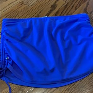 Women’s bathing suit bottom skirt with built in bikini bottom